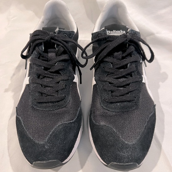 Onitsuka Tiger by ASICS Men’s Sneakers - Picture 4 of 9